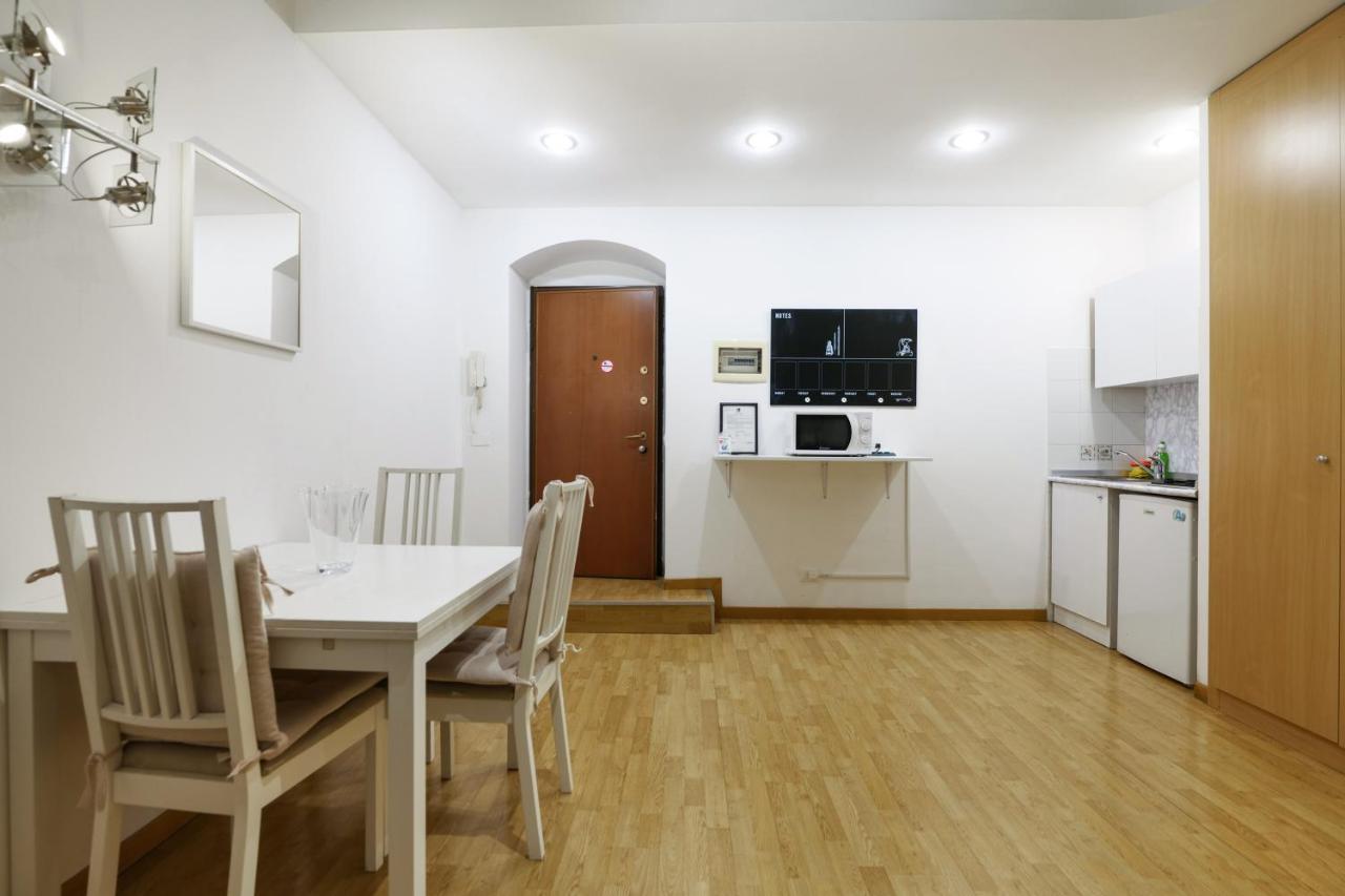 Luminoso Appartamento Con Balcone In Cadorna Milano Ngoại thất bức ảnh